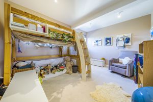 Photo 33- click for photo gallery